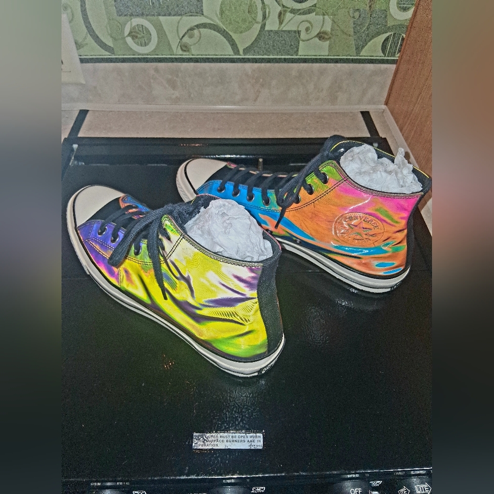 Converse Chuck 70 Hi "Spectrum" Iridescent Flame - Men’s 12 / Women’s 14 - Picture 5 of 9